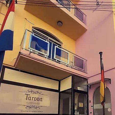 Casa de hóspedes Tarona 3*