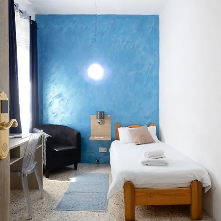 Tarona Guest house 3*