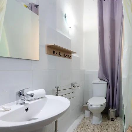 Tarona ゲストハウス