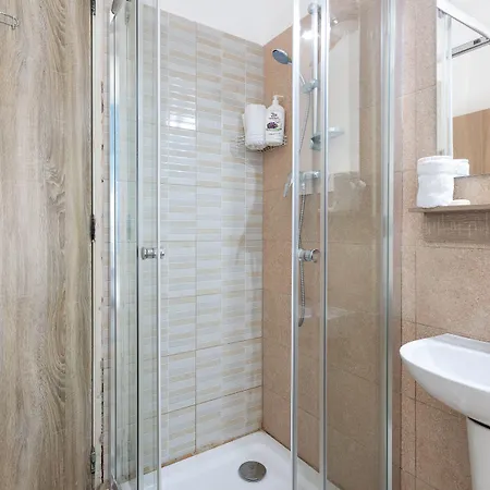 بيت ضيافة Tarona 3*