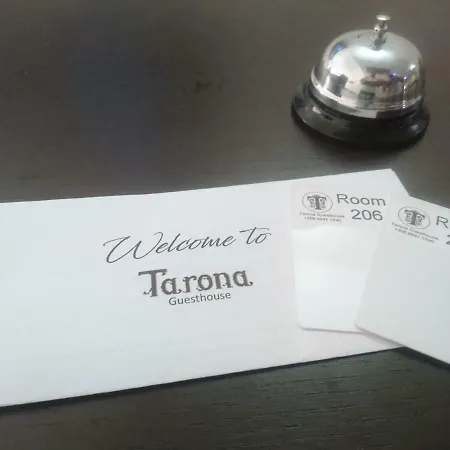 Tarona 3*
