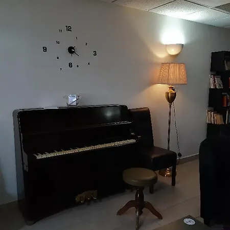 ゲストハウス Tarona セント・ポールズ・ベイ