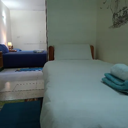 بيت ضيافة Tarona 3*