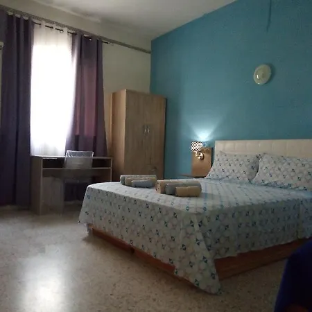 Tarona 3*