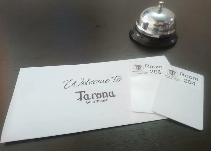 Tarona 3*