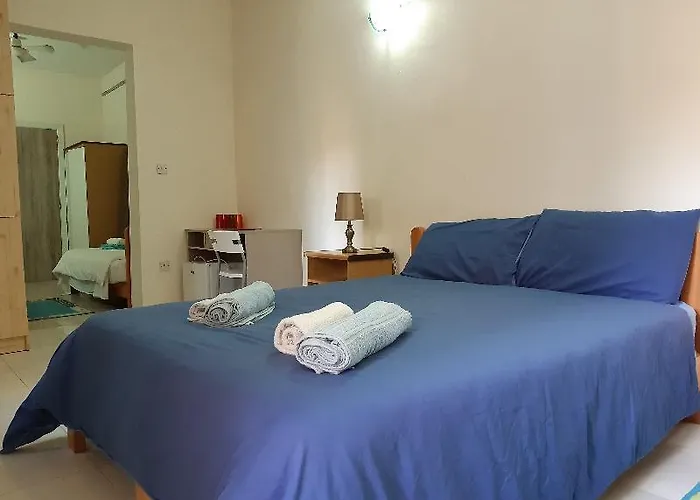 Tarona 3* خليج سانت بول